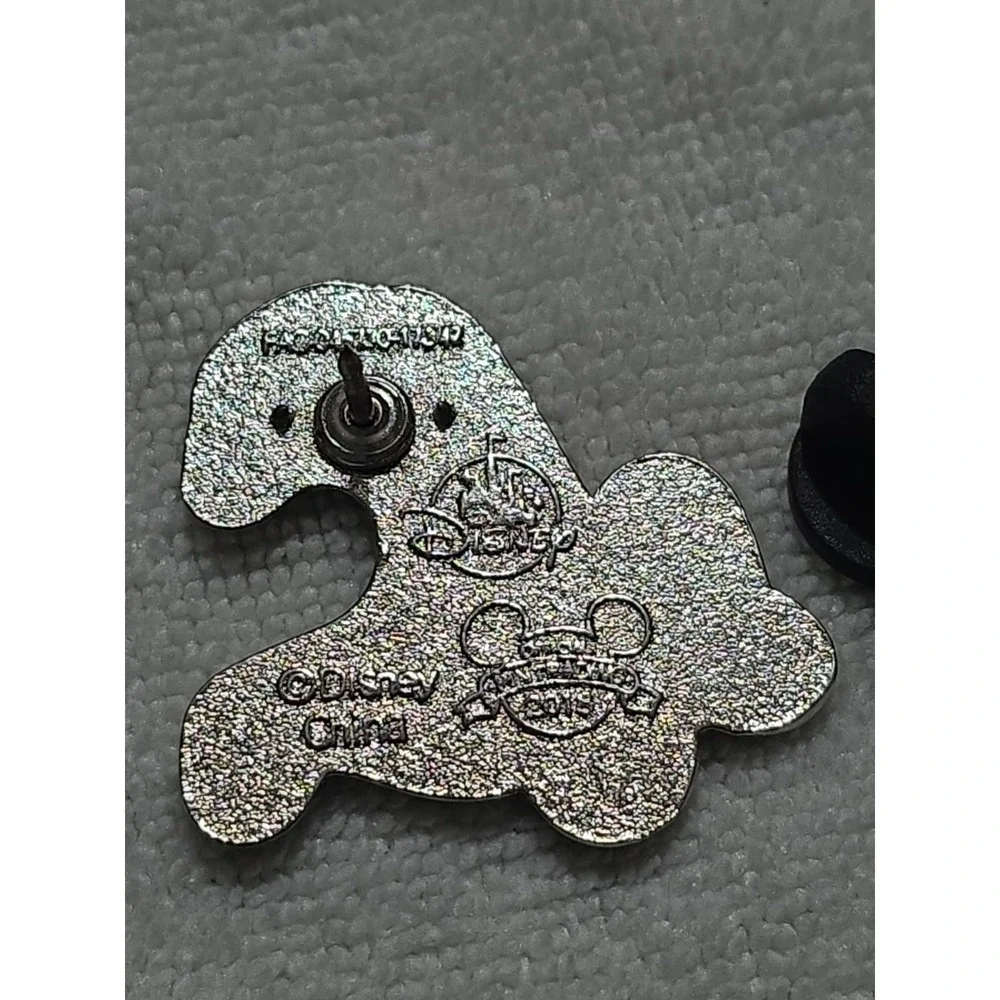 Disney pin 144209 Minnie Mouse glove hand bow heart love friendship LEFT ONLY